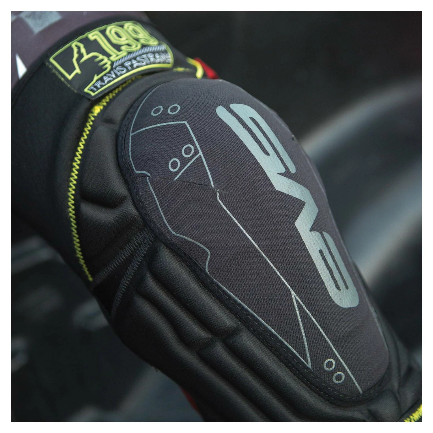 EVS Youth TP 199 Knee / Shin Pads 5 EVS Youth TP 199 Knee / Shin Pads - Image 5