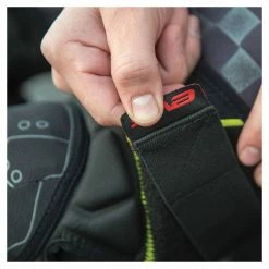 EVS Youth TP 199 Knee / Shin Pads 11 EVS Youth TP 199 Knee / Shin Pads -Cheap Kids Motorcycle Gear Store evs youth tp199 knee shin pads 3