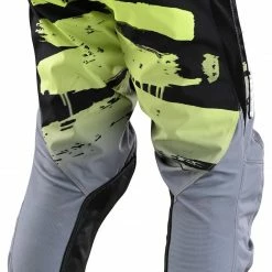 Troy Lee Designs Troy Lee Designs Troy Lee Youth GP Brushed Pants 7 Troy Lee Designs Troy Lee Designs Troy Lee Youth GP Brushed Pants -Cheap Kids Motorcycle Gear Store troy lee youth gp brushed pants black green 1 scaled